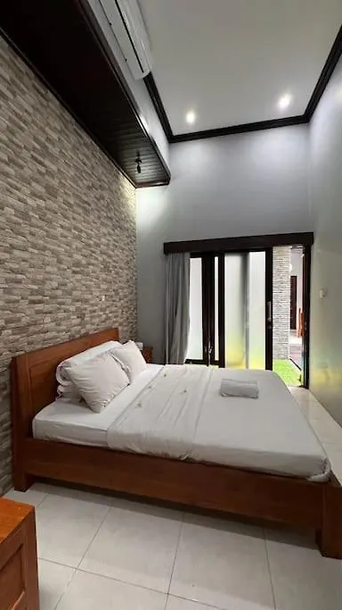 Tiny Villa Kerobokan Seminyak